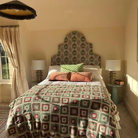 The Ford Bed & Breakfast *