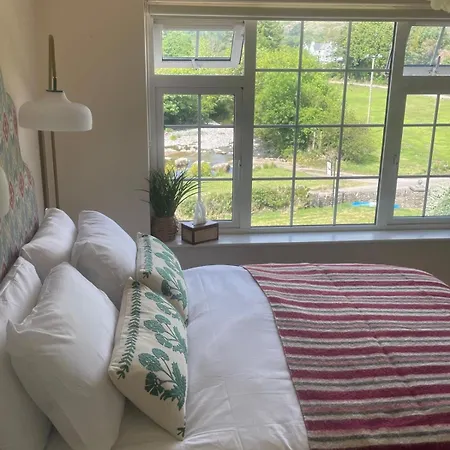 Bed & Breakfast The Ford